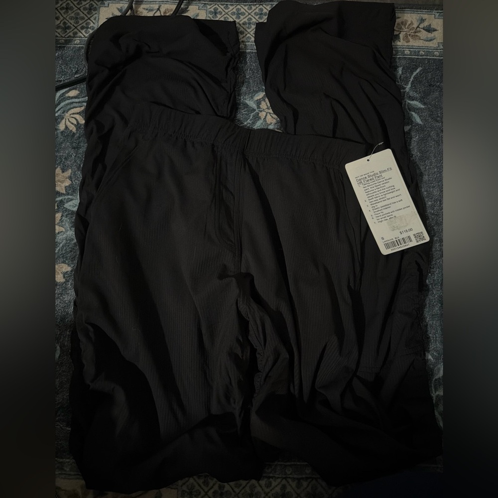 Lululemon dance studio slim fit HR flared pants